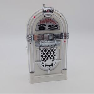 Vintage Panashiba AM FM Tombstone Radio Silver and White Jukebox